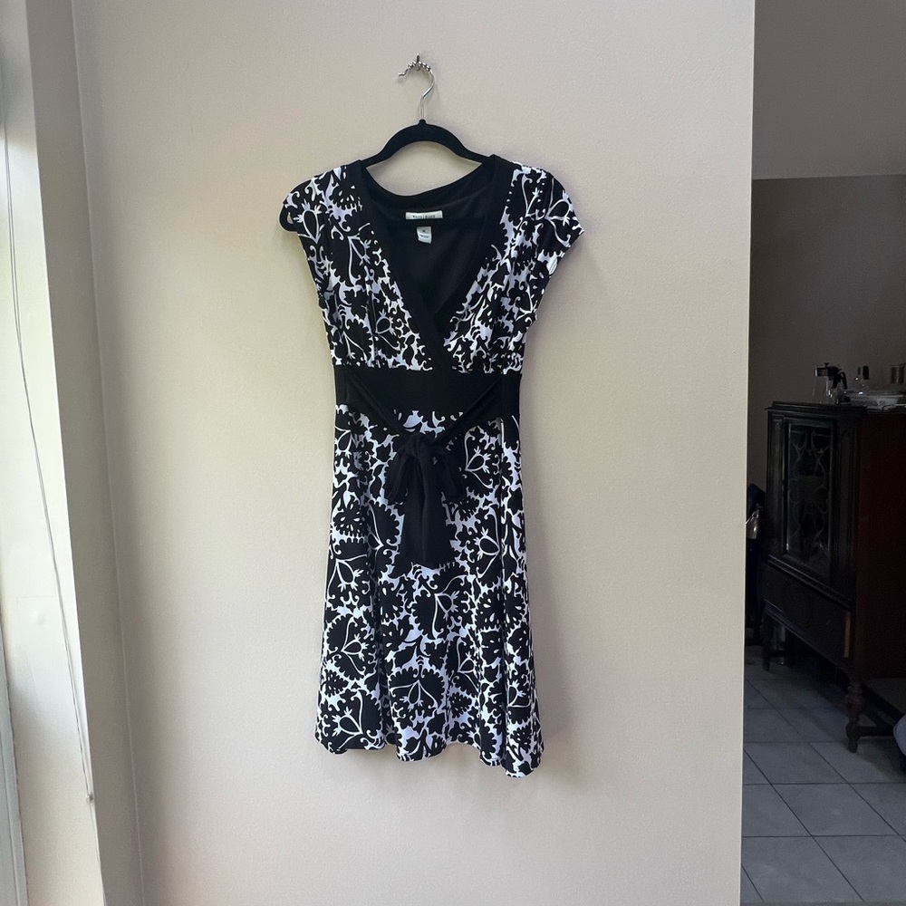 White House black market dress
